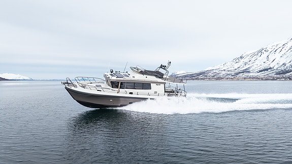 Targa 46 + IPS 650 + DPS + Seakeeper + Spesifisert MVA + 3 kabiner +