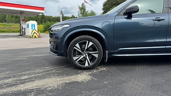 Volvo XC90 7 of 21