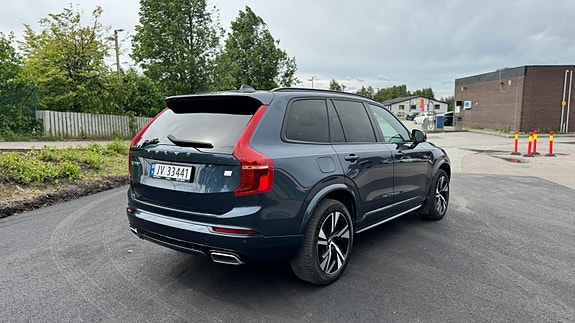 Volvo XC90 4 of 21