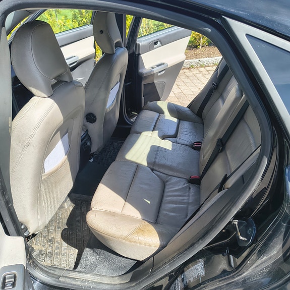 Volvo S40 4 of 13