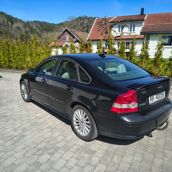 Volvo S40 7 of 13