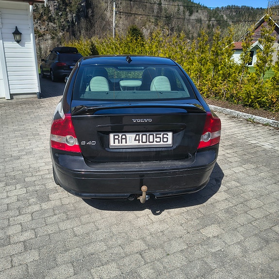Volvo S40 9 of 13