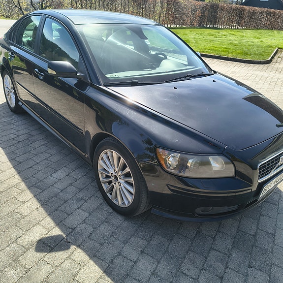 Volvo S40 10 of 13