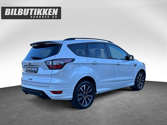 Ford Kuga 5 of 5