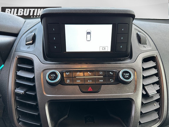 Ford Transit Connect 16 of 19
