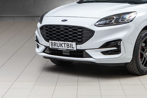 Ford Kuga 3 of 5