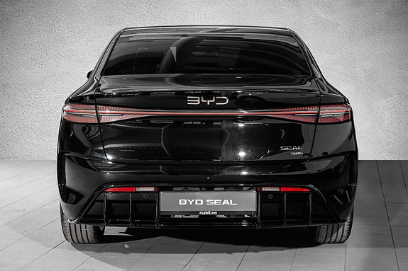 BYD Seal 4 of 29