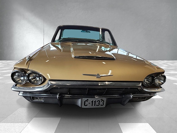 Ford Thunderbird 2 of 5