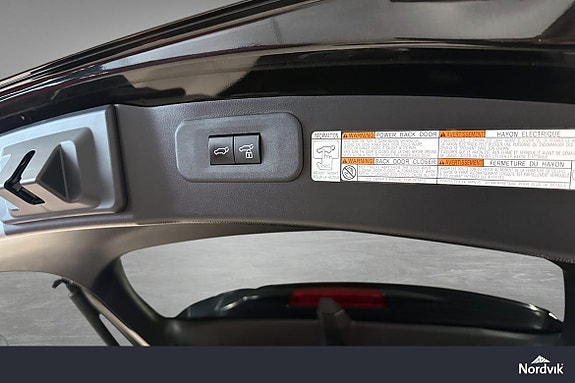Lexus NX450h 12 of 24