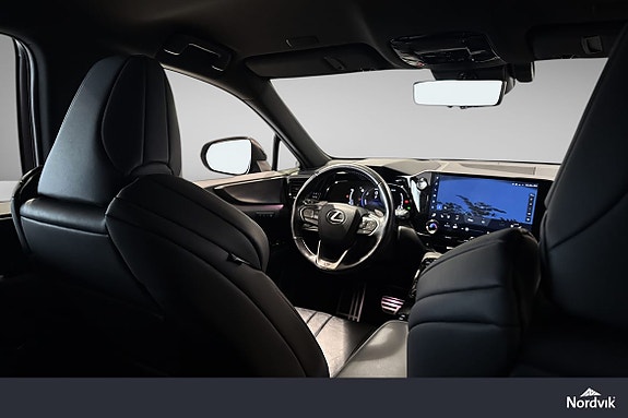 Lexus NX450h 17 of 24