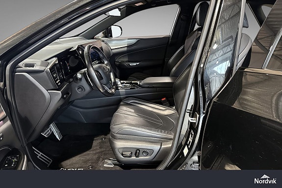 Lexus NX450h 9 of 24