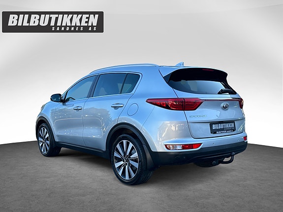 Kia Sportage 3 of 5