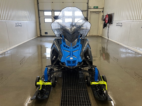 Polaris Titan S4 Nordic Pro, 4-takt, Bredbander, Demo selges, Komplett maskin! 2 of 5
