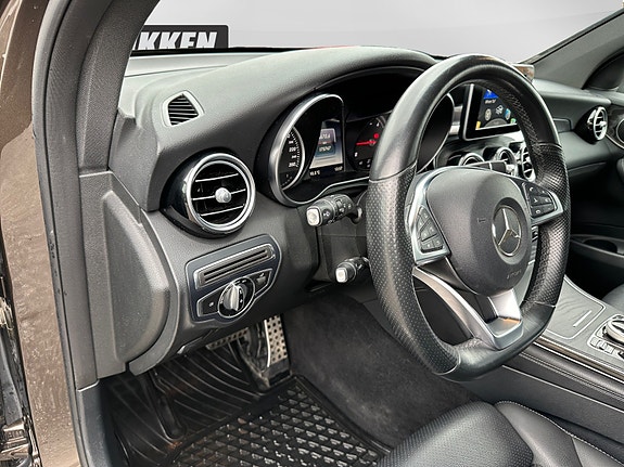 Mercedes-Benz GLC220 d 11 of 22