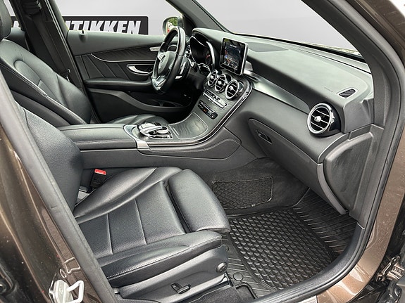 Mercedes-Benz GLC220 d 18 of 22