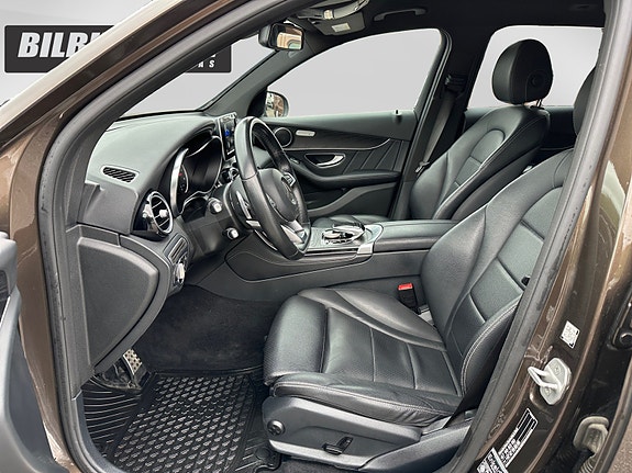 Mercedes-Benz GLC220 d 10 of 22