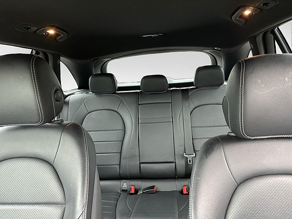 Mercedes-Benz GLC220 d 19 of 22