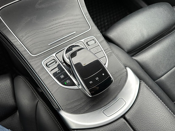 Mercedes-Benz GLC220 d 15 of 22
