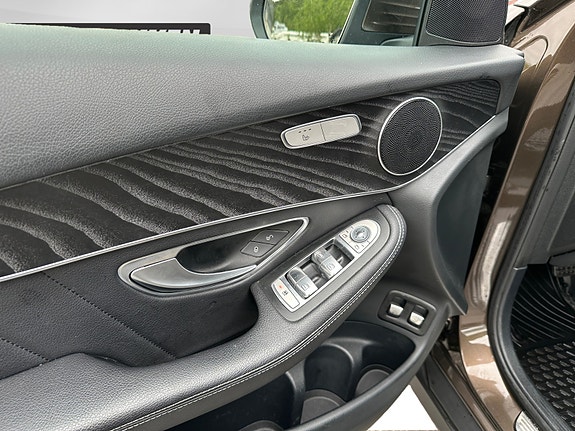 Mercedes-Benz GLC220 d 9 of 22