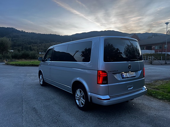 Volkswagen Caravelle 5 of 30