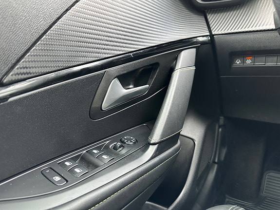 Peugeot 208 10 of 19