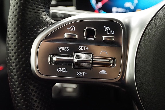Mercedes-Benz GLS400 d 23 of 30