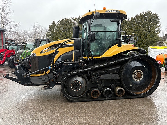 Andre AGCO Cat Challenger MT765D 3 of 5