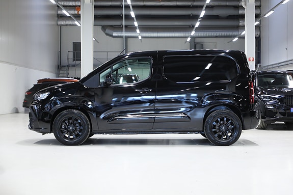 Toyota Proace City 3 of 5