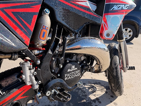 Fantic XE125 2 of 5