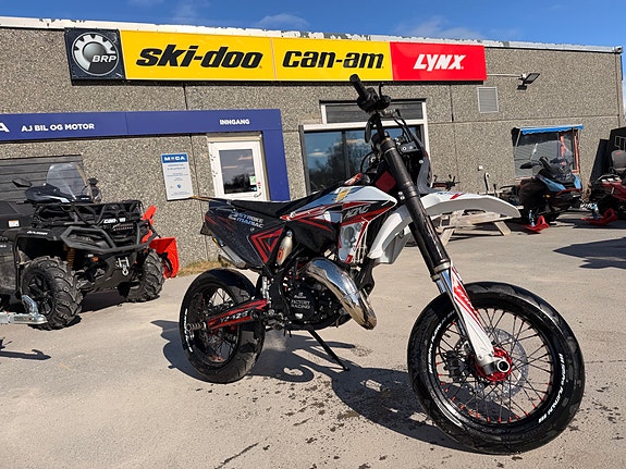 Fantic XE125 7 of 10