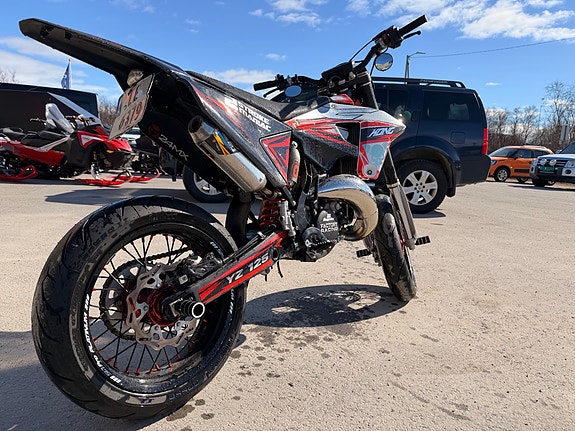 Fantic XE125 6 of 10