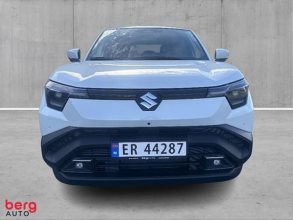 Suzuki eVitara 2 of 5