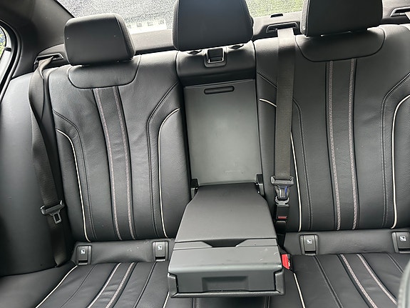 BMW 530e 14 of 26