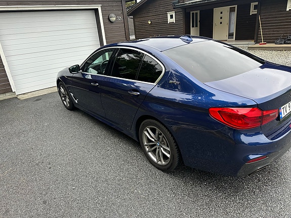 BMW 530e 4 of 26