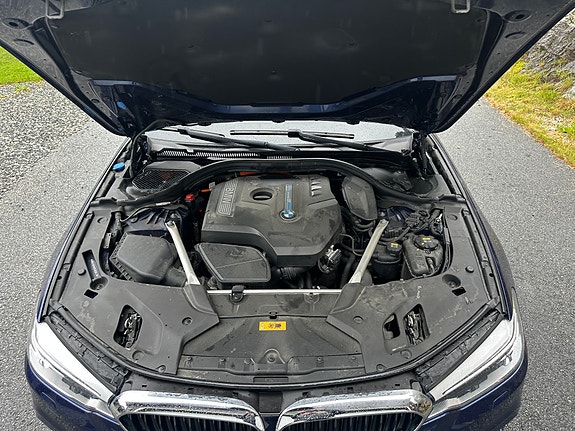 BMW 530e 12 of 26