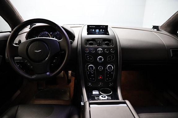 Aston Martin Rapide 11 of 20