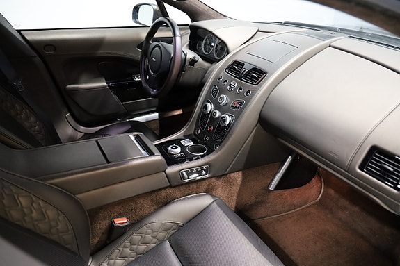 Aston Martin Rapide 13 of 20