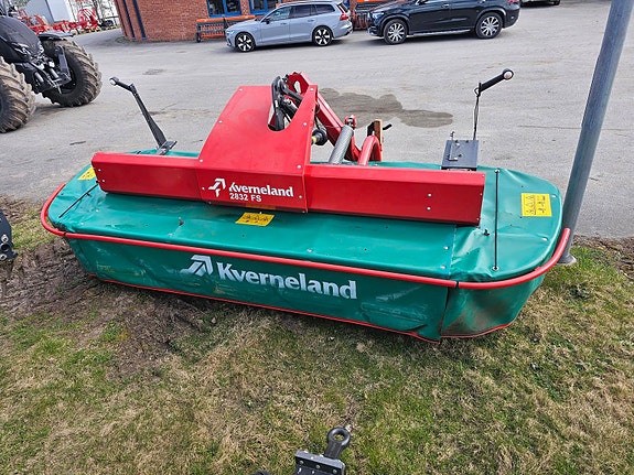 Kverneland 2832 FS