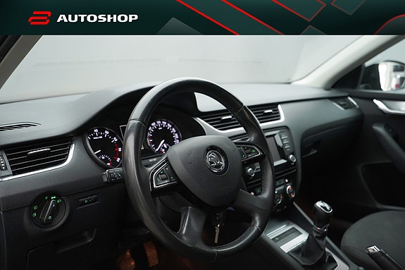 Skoda Octavia 10 of 26