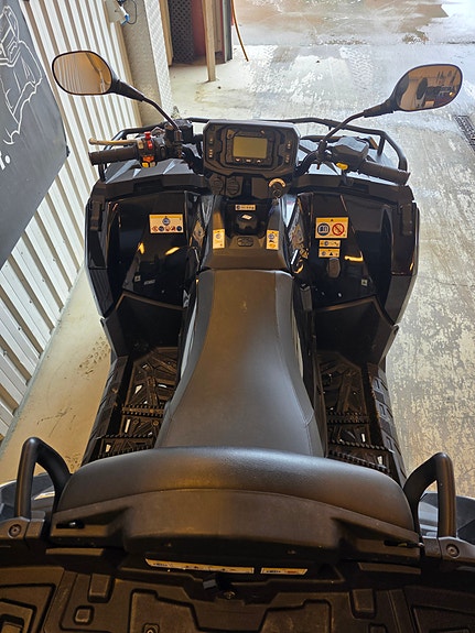 Polaris Sportsman X2 570 Nordic Pro LE 6 of 9