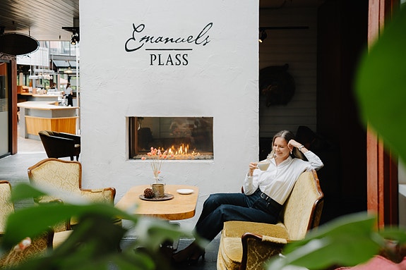 Cafe - Emanuels Plass
