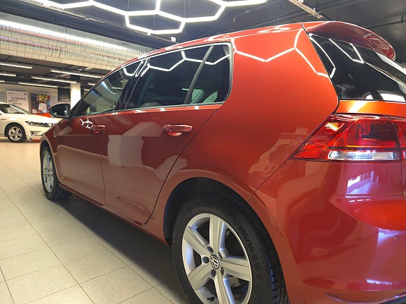 Volkswagen Golf VII 6 of 30