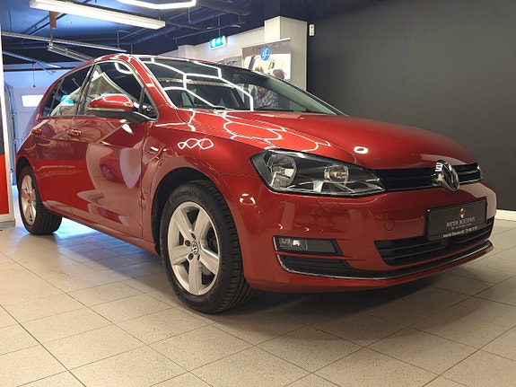 Volkswagen Golf VII 13 of 30