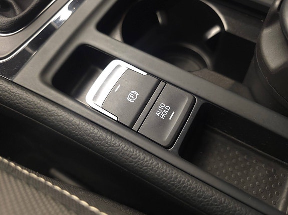 Volkswagen Golf VII 30 of 30