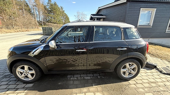 MINI Countryman Cooper D 5 of 5