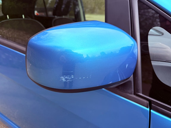 Mitsubishi I-Miev 2015 photo 4