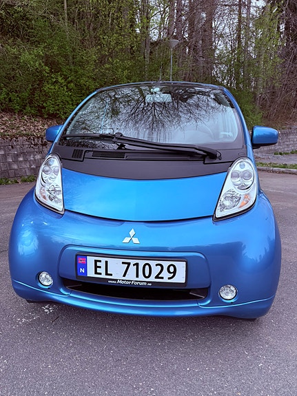 Mitsubishi I-Miev 2015 photo 2