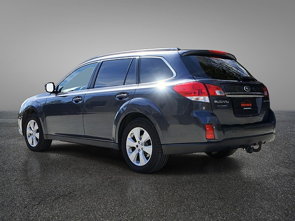 Subaru Outback 7 of 30
