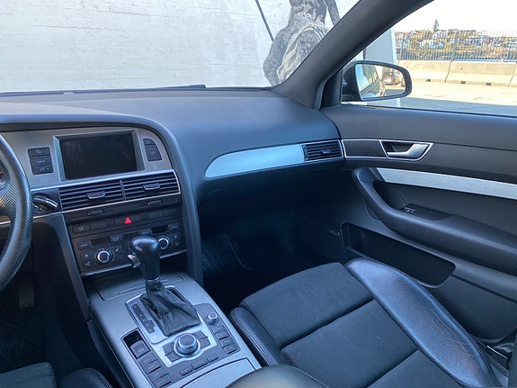 Audi A6 14 of 30