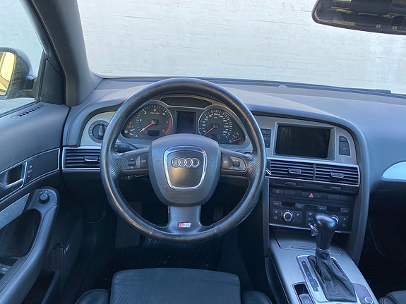 Audi A6 12 of 30